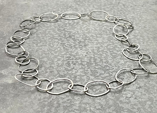 Large Loopy Link Chain